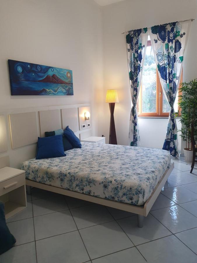 Domus Liberty Bed & Breakfast Sant'Agnello Exterior photo