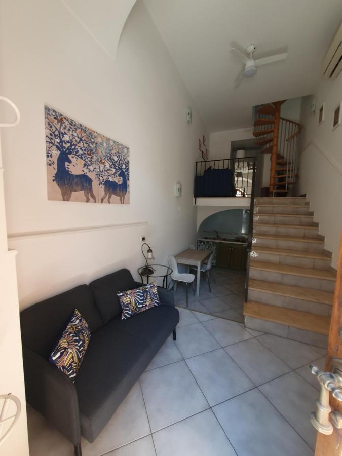 Domus Liberty Bed & Breakfast Sant'Agnello Exterior photo